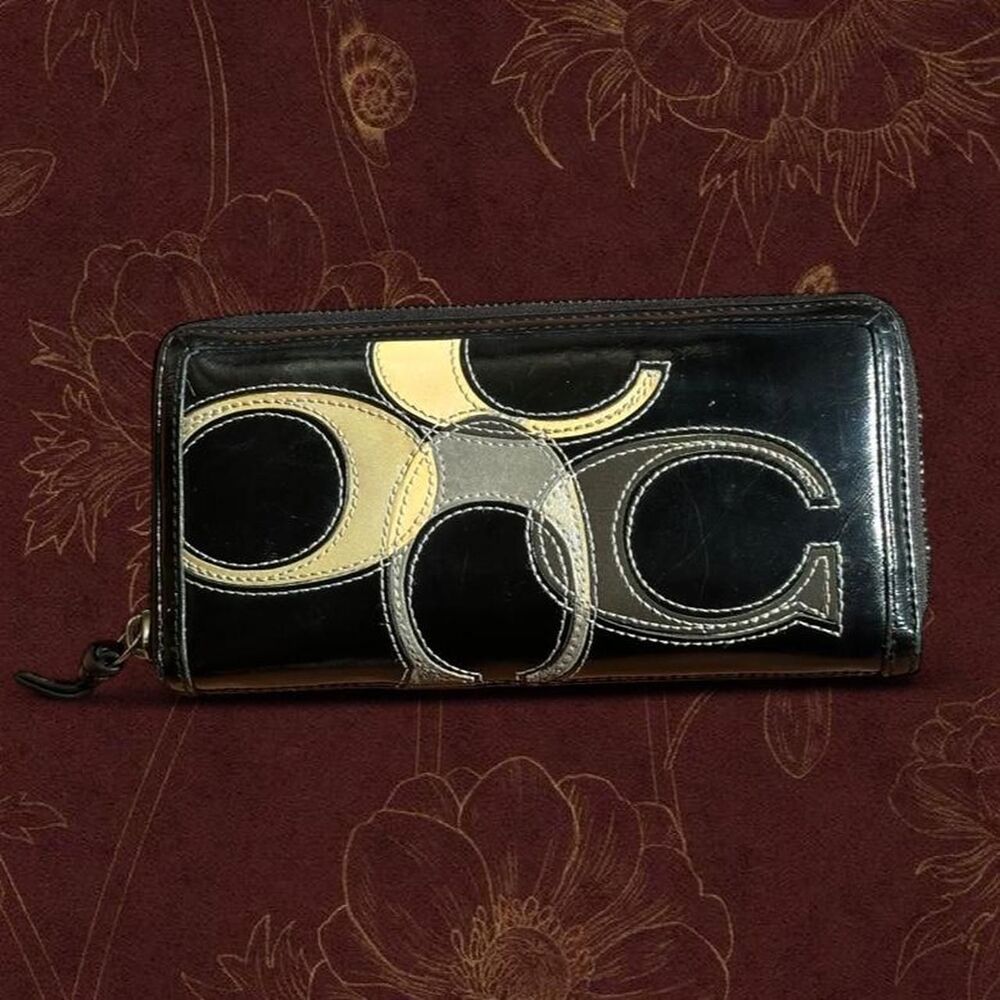 Coach Women's Black and Brown Wallet-purses